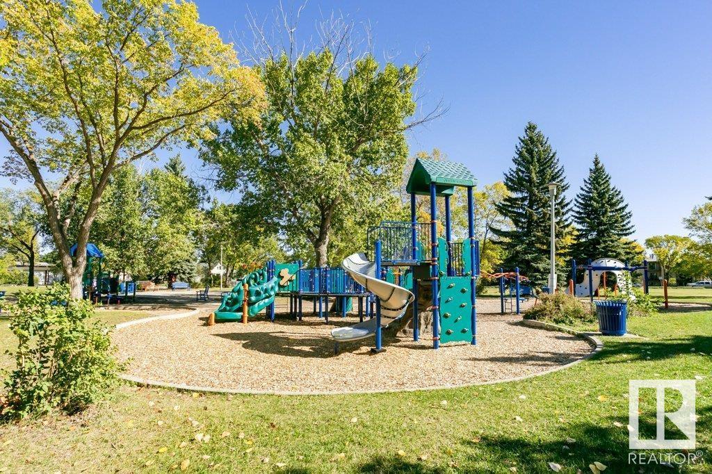 Photo 41 of 140 10636 120 St Nw, Edmonton AB