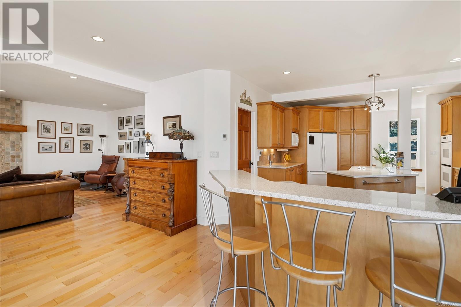 6730 East Sooke Rd, Sooke