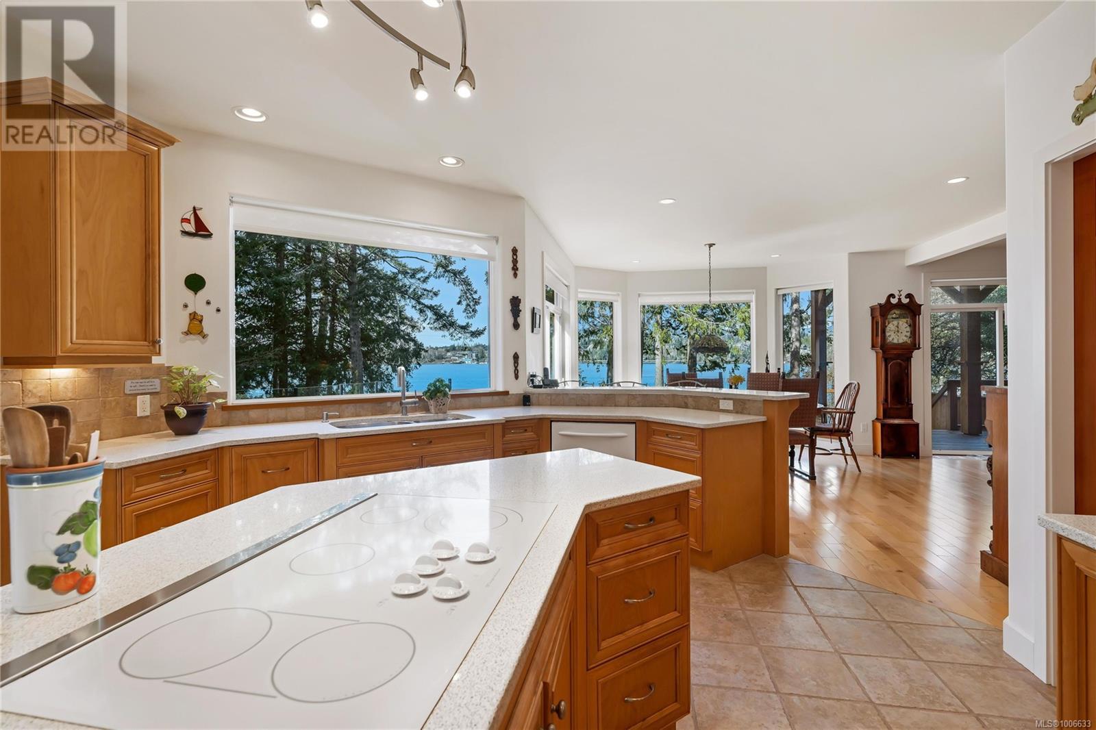 6730 East Sooke Rd, Sooke