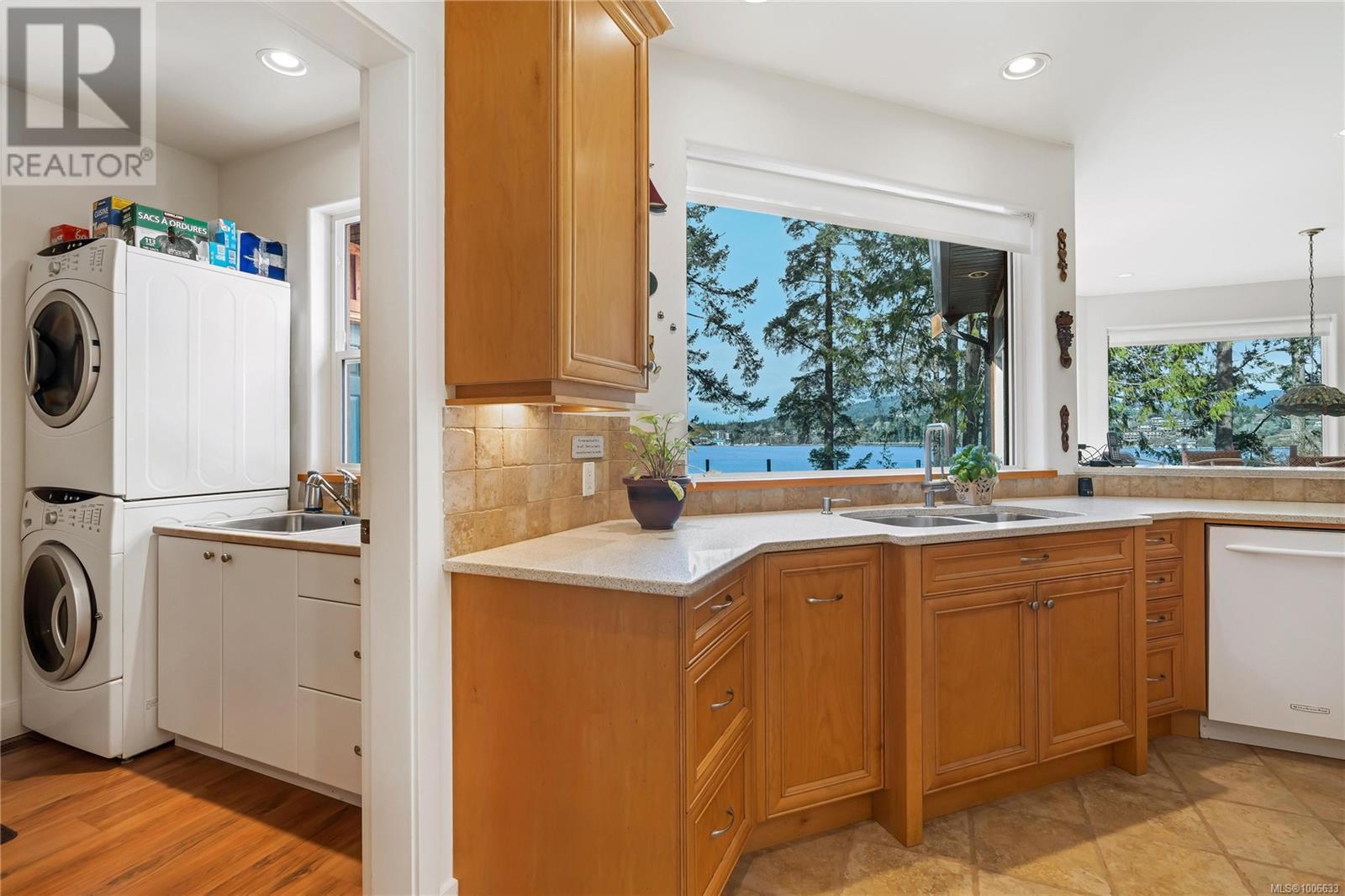 6730 East Sooke Rd, Sooke