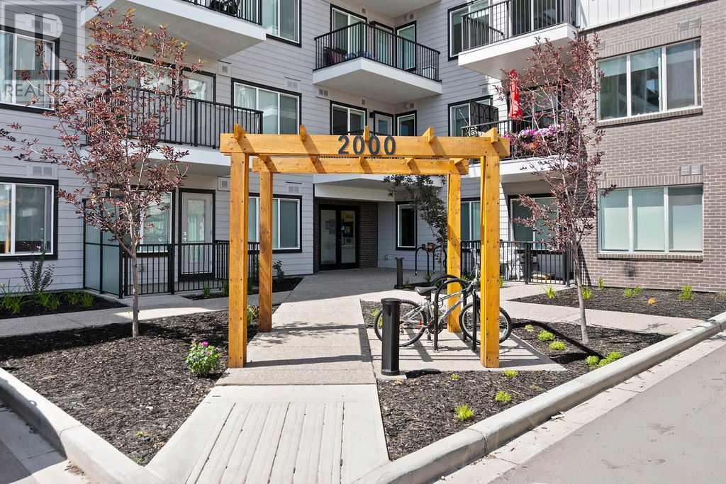 Single Family House for Sale in   Wolf Creek Drive SE Wolf Willow Calgary 