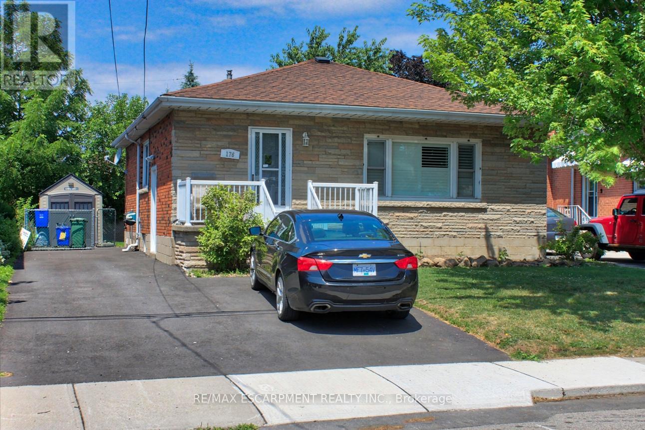 Photo 1 of 1 176 East 32nd Street, Hamilton ON