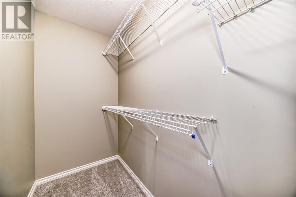 Single Family House for Sale in    Street NW Rosedale Calgary 