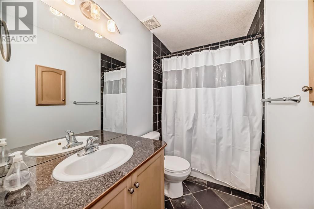 Single Family House for Sale in    Street NW Rosedale Calgary 