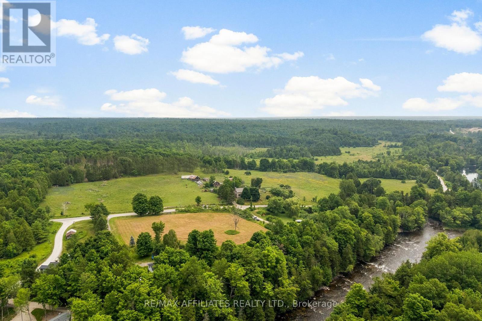 Photo 23 of 1415 Sheridan Rapids Road, Lanark Highlands ON