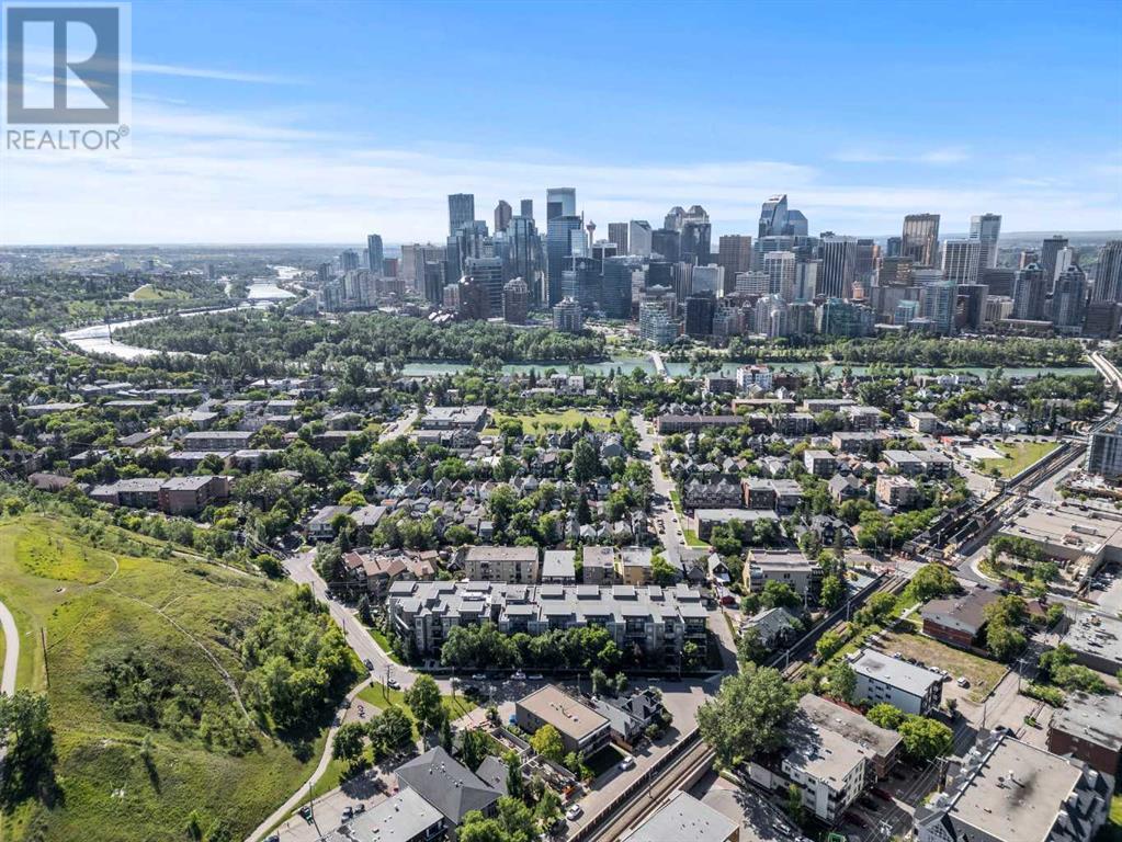 Single Family House for Sale in    Avenue NW Sunnyside Calgary 