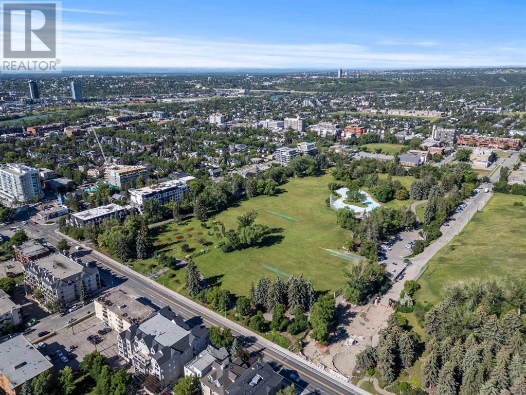 Single Family House for Sale in    Avenue NW Sunnyside Calgary 