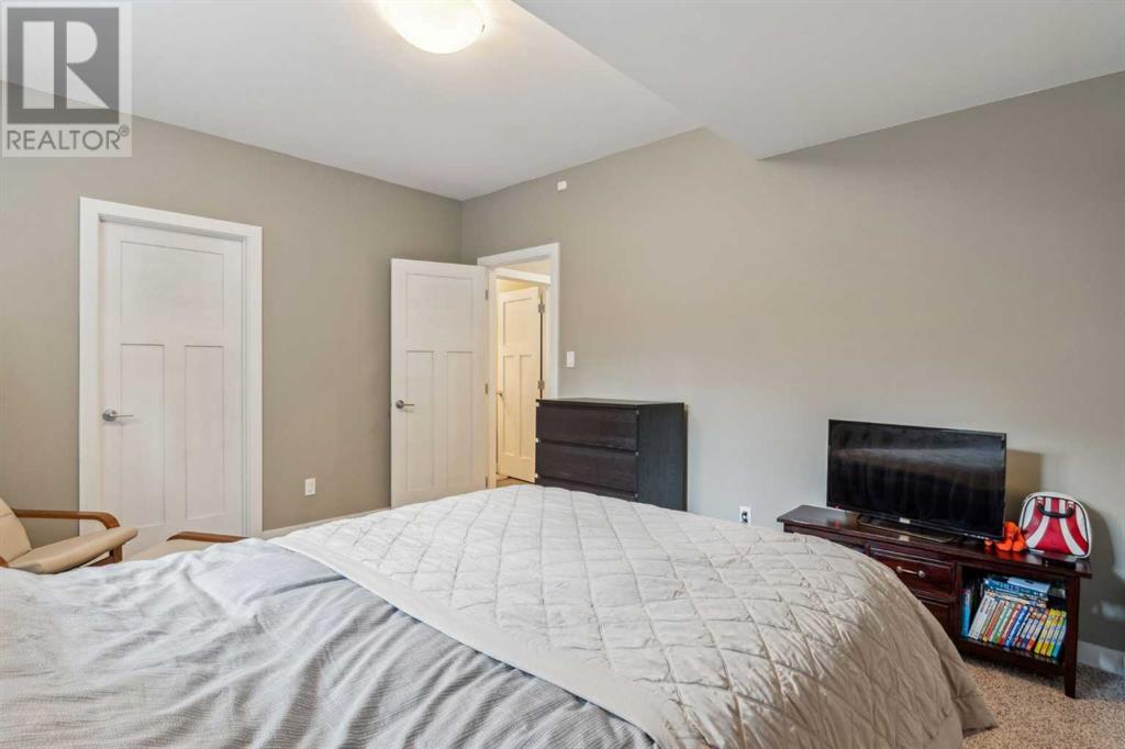 Single Family House for Sale in   Street SW Rosscarrock Calgary 
