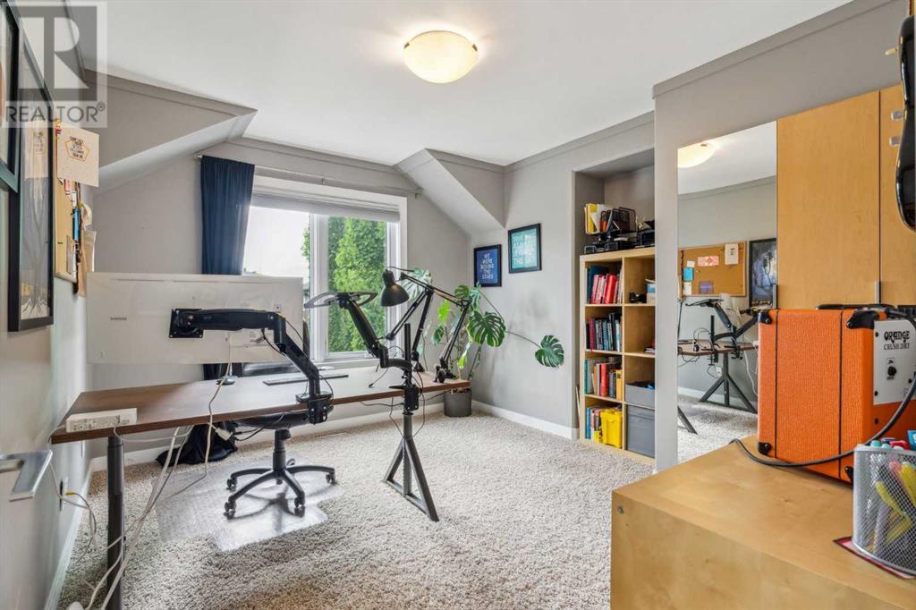 Single Family House for Sale in   Street SW Rosscarrock Calgary 