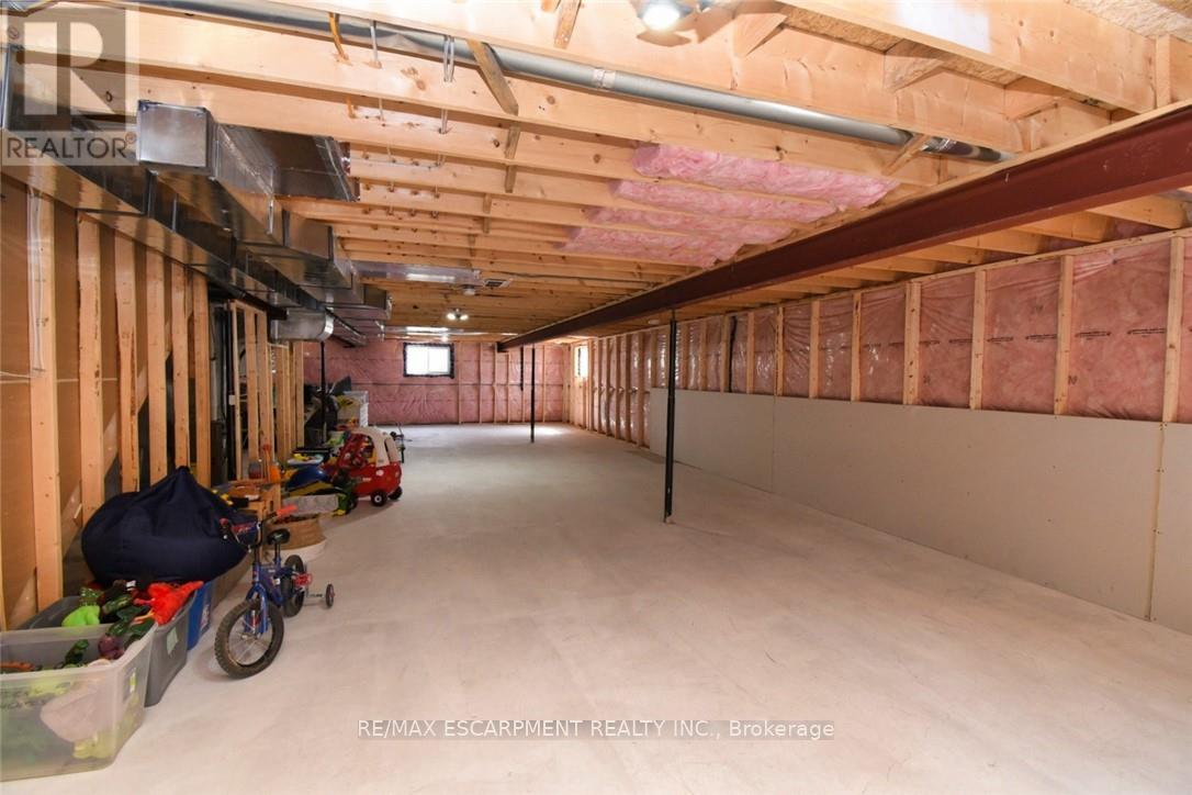 Photo 17 of 1294 Concession 1 Road S, Haldimand ON