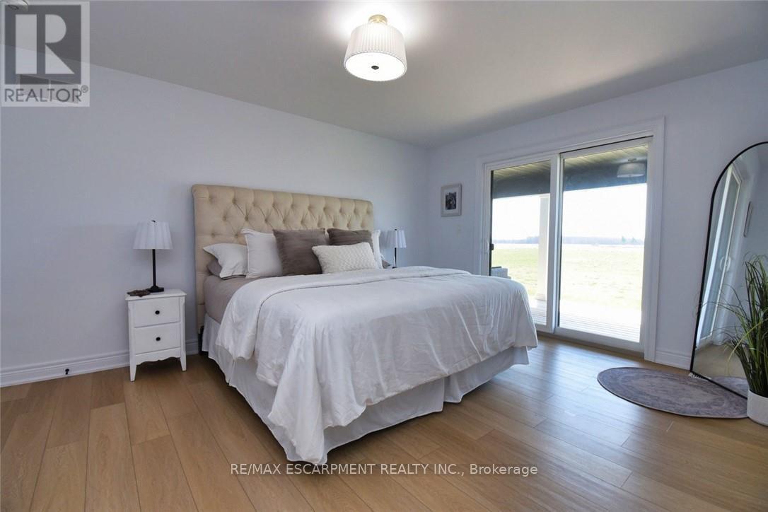 Photo 11 of 1294 Concession 1 Road S, Haldimand ON