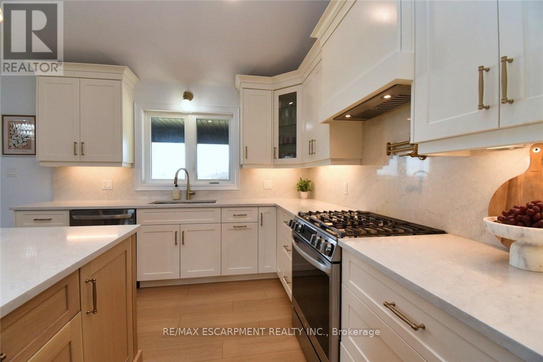 Photo 8 of 1294 Concession 1 Road S, Haldimand ON