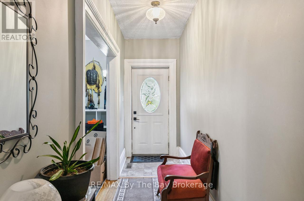 Photo 8 of 616 Dominion Avenue, Midland ON