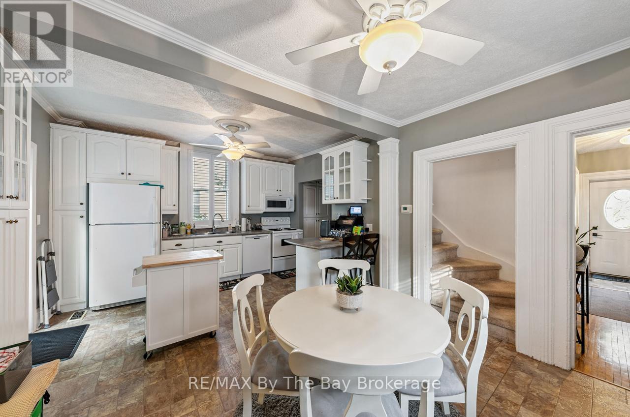 Photo 16 of 616 Dominion Avenue, Midland ON