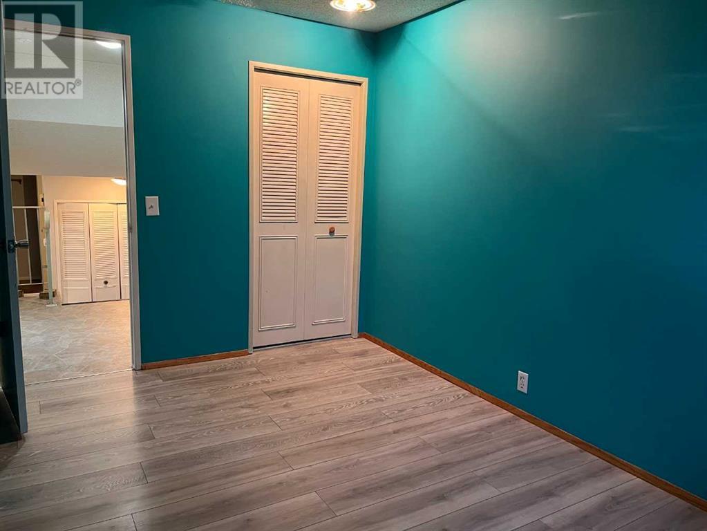 Single Family House 4 Level for Sale in  Abadan Crescent NE Abbeydale Calgary 