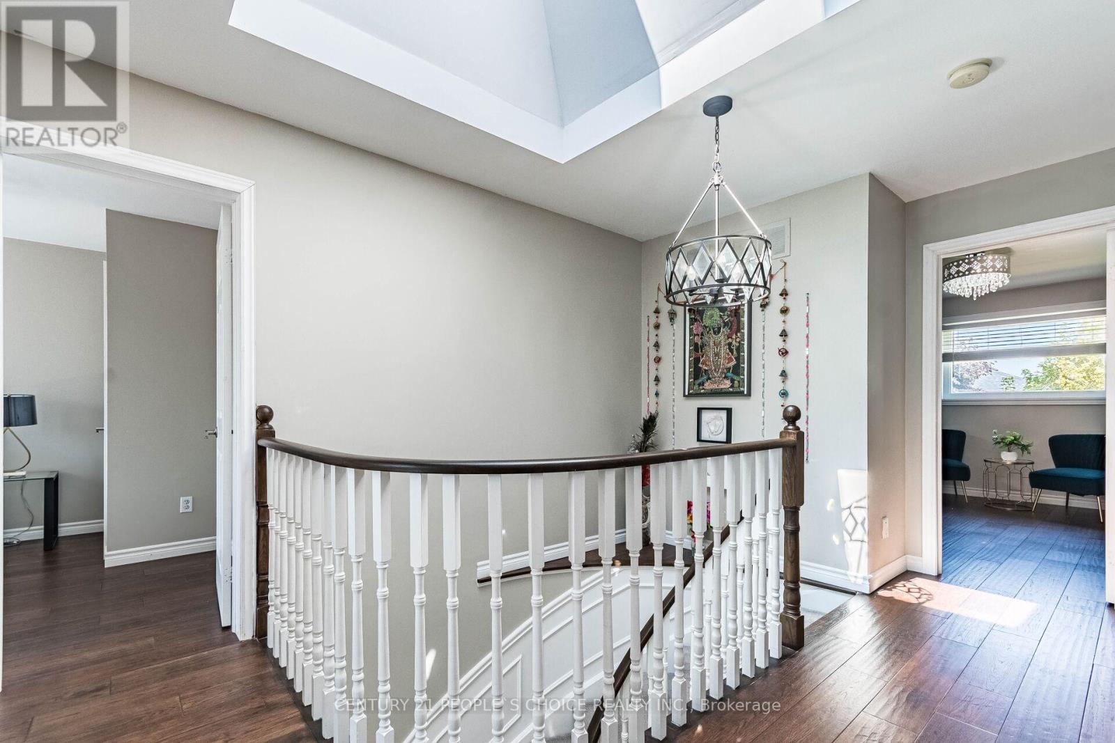 Single Family House for Sale in  CUNDLES ROAD W Barrie (Northwest) 