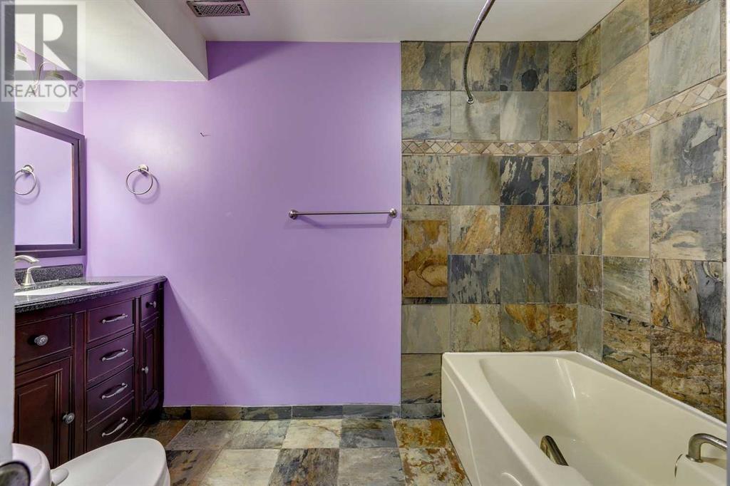 Single Family House Bi-level for Sale in  Canfield Way SW Canyon Meadows Calgary 