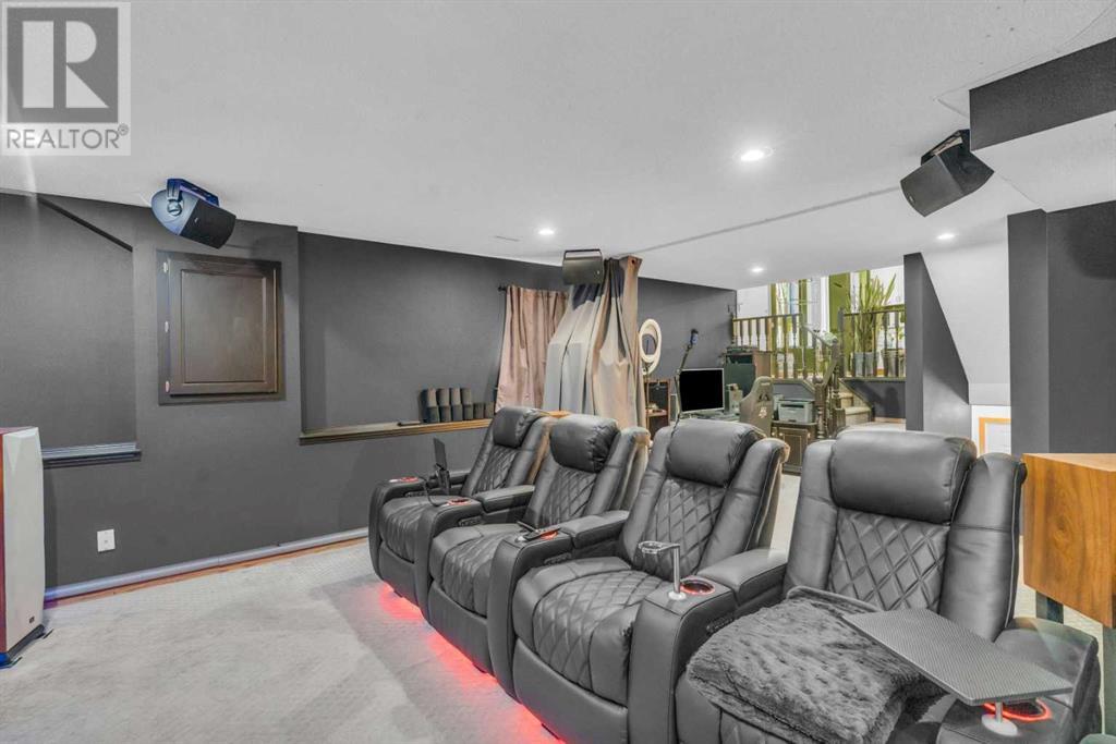 Single Family House 4 Level for Sale in  Erin Green Mews SE Erin Woods Calgary 