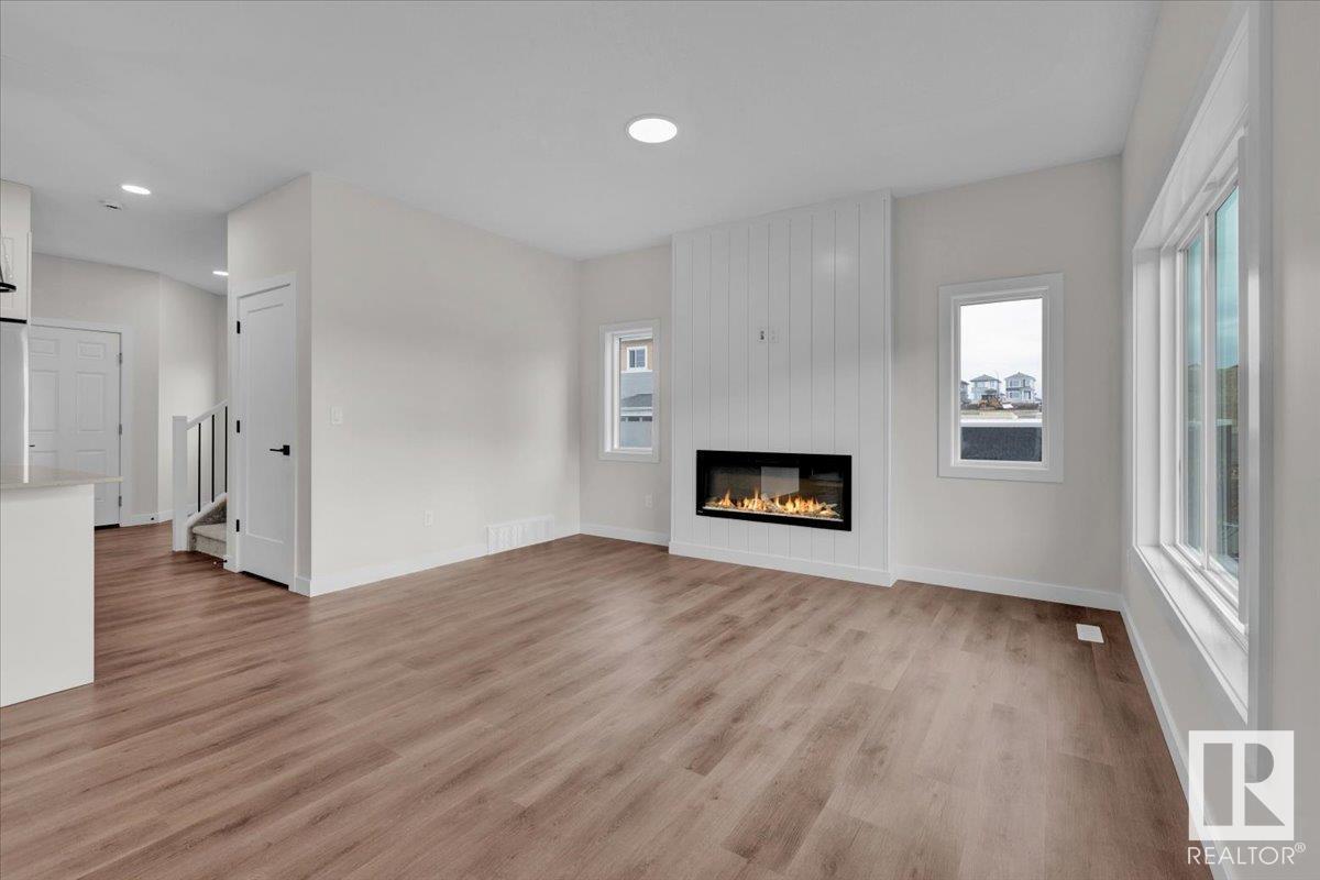 Photo 13 of 163 Caledon Cr, Spruce Grove AB