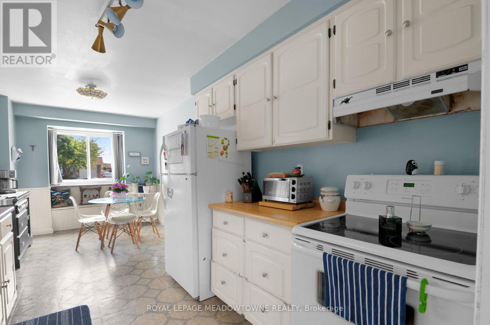 Photo 16 of 6058 Starfield Crescent, Mississauga ON