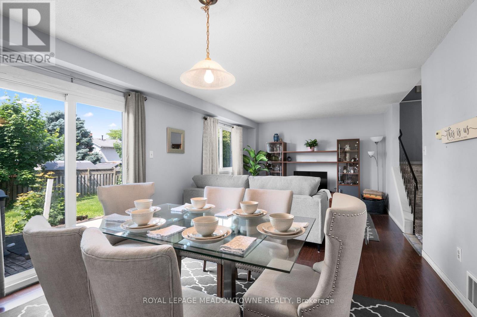 Photo 9 of 6058 Starfield Crescent, Mississauga ON
