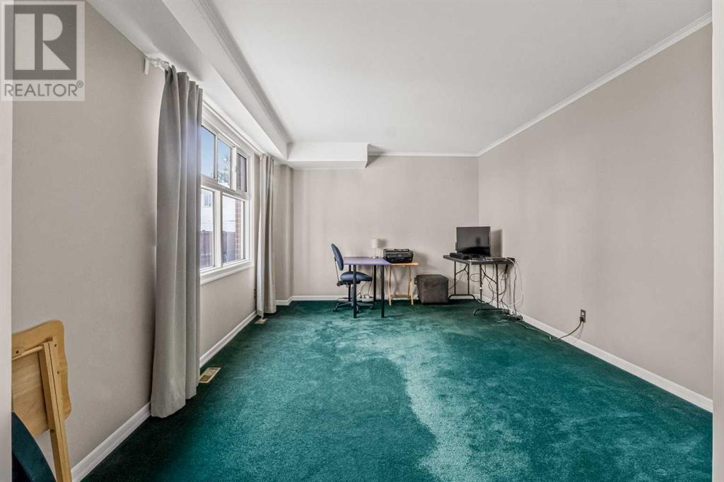 Single Family House for Sale in  Fonda Way SE Forest Heights Calgary 