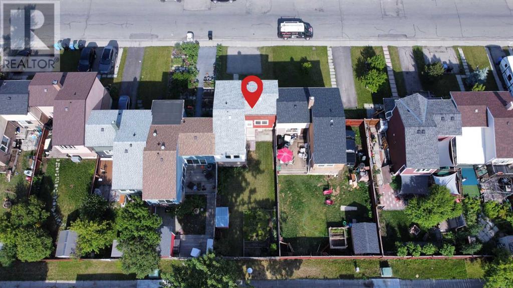 Single Family House for Sale in  Fonda Way SE Forest Heights Calgary 