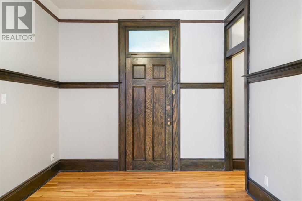 Single Family House for Sale in    Avenue SW Lower Mount Royal Calgary 
