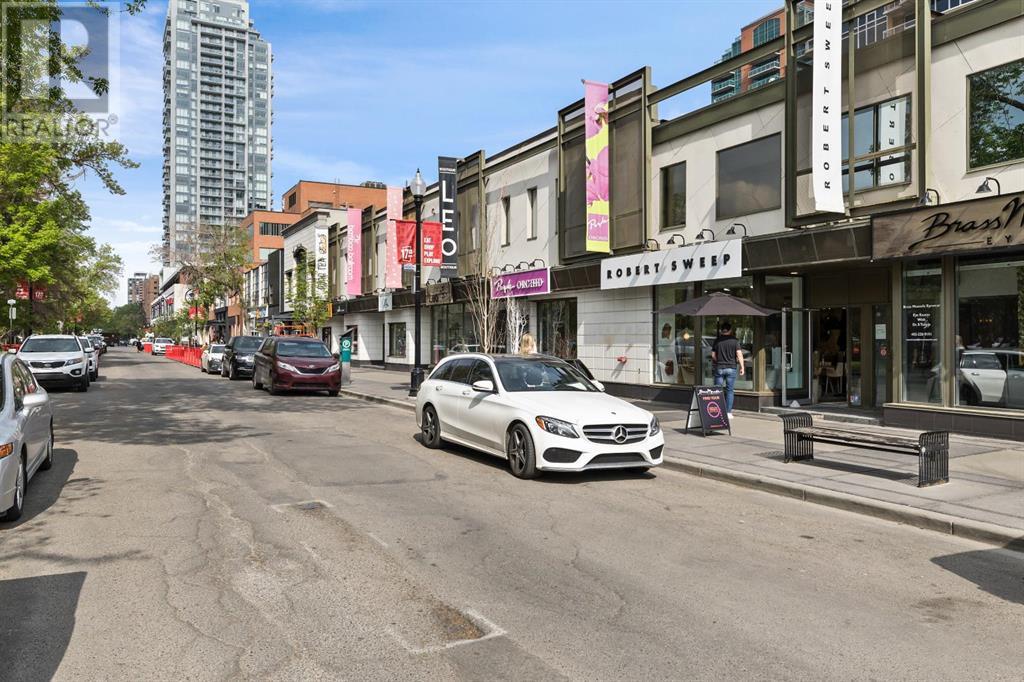 Single Family House for Sale in    Avenue SW Lower Mount Royal Calgary 