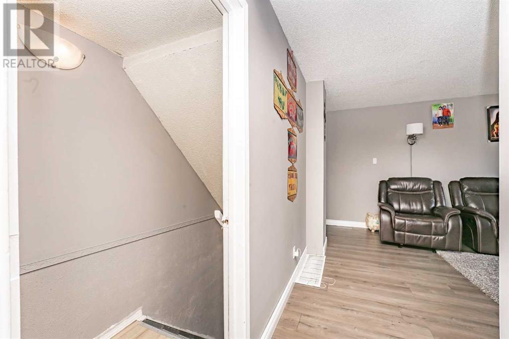 Single Family House for Sale in   Hubalta Road SE Dover Calgary 