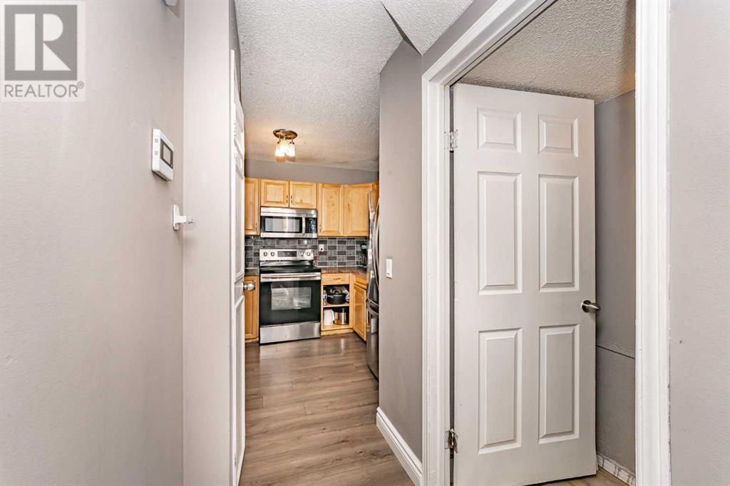 Single Family House for Sale in   Hubalta Road SE Dover Calgary 