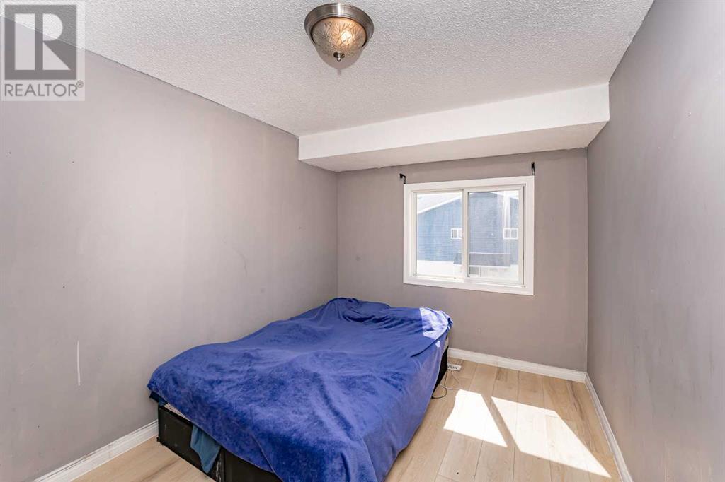 Single Family House for Sale in   Hubalta Road SE Dover Calgary 