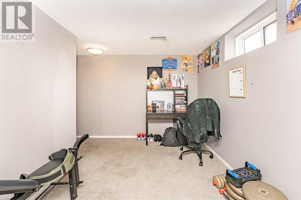 Single Family House for Sale in   Hubalta Road SE Dover Calgary 