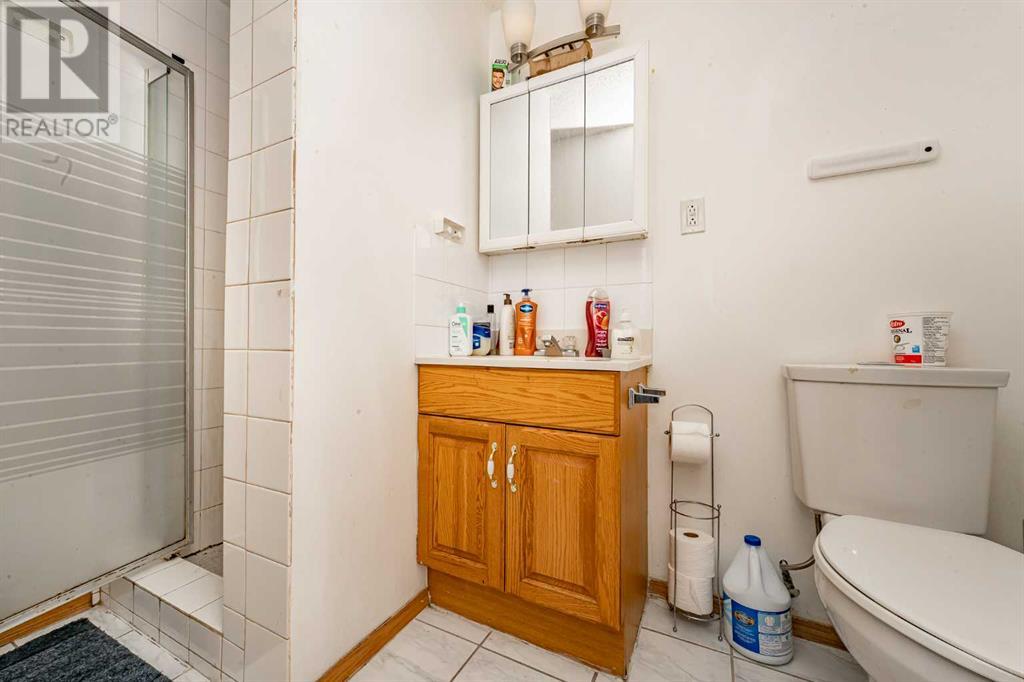 Single Family House for Sale in   Hubalta Road SE Dover Calgary 