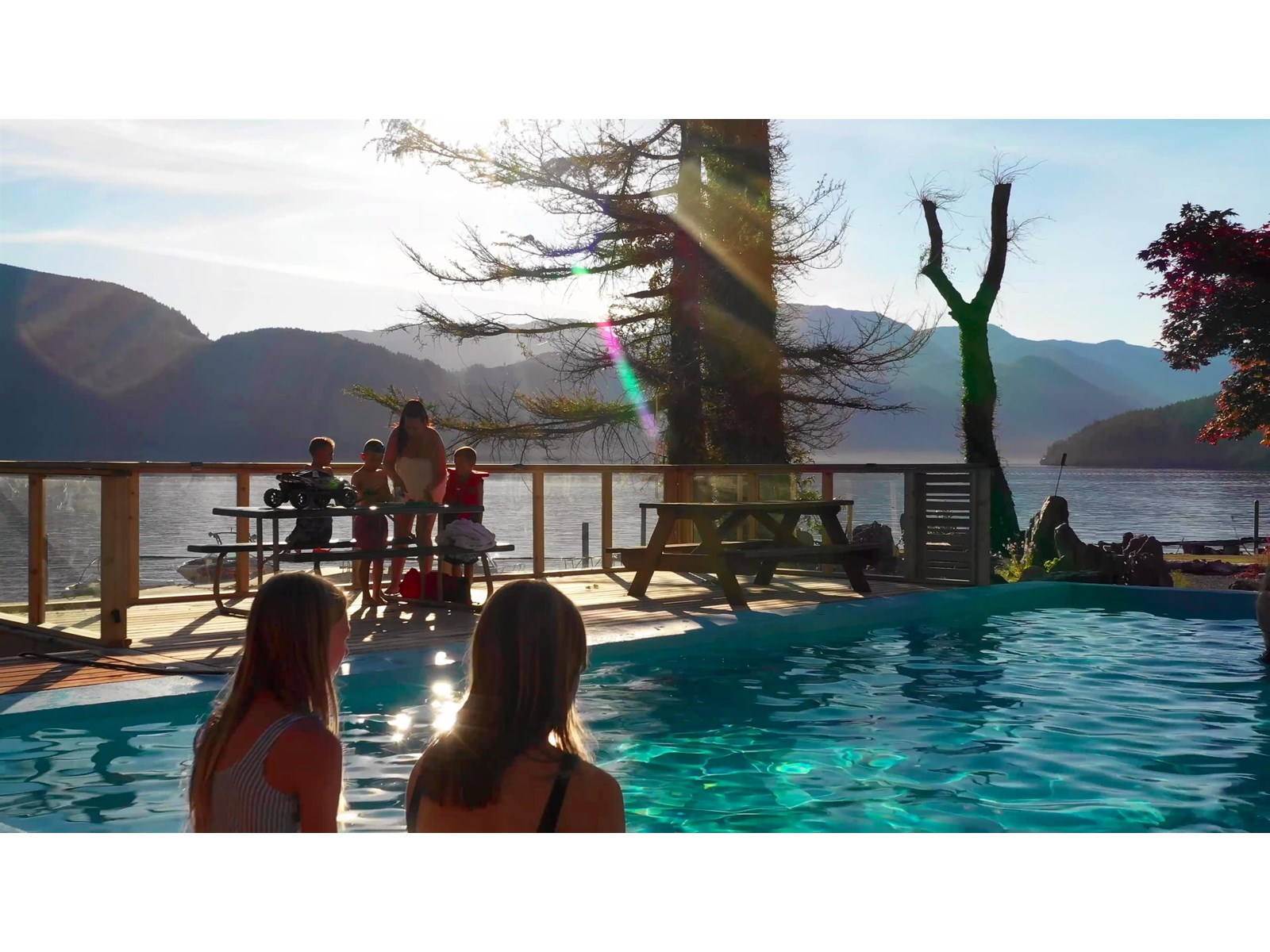 6507 ROCKWELL DRIVE, Harrison Lake, Harrison Hot Springs