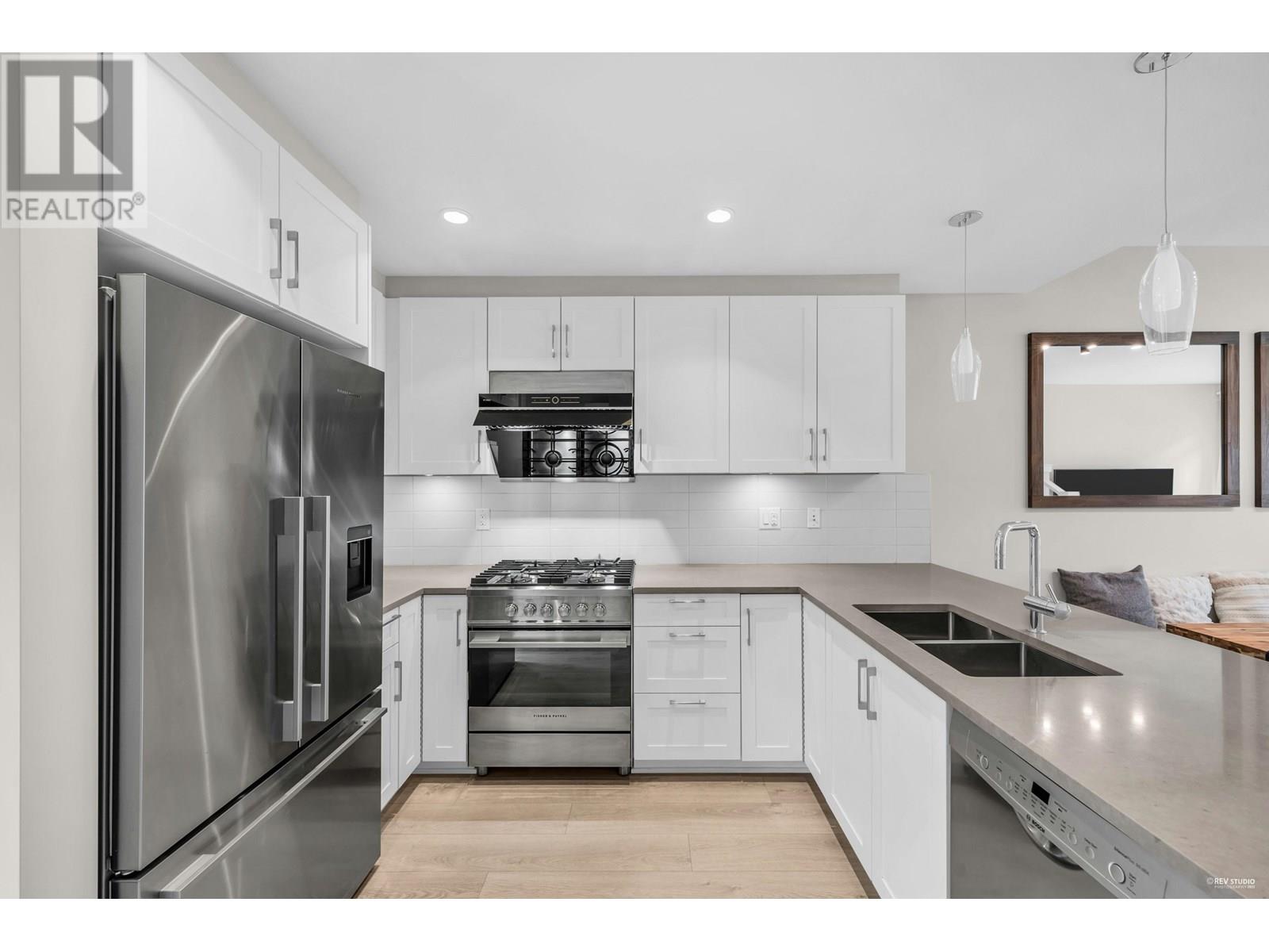 Photo 11 of 65 4991 No 5 Road, Richmond BC
