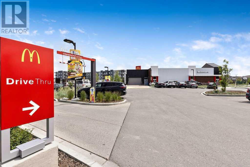 Single Family House for Sale in  Carringham Road NW Carrington Calgary 