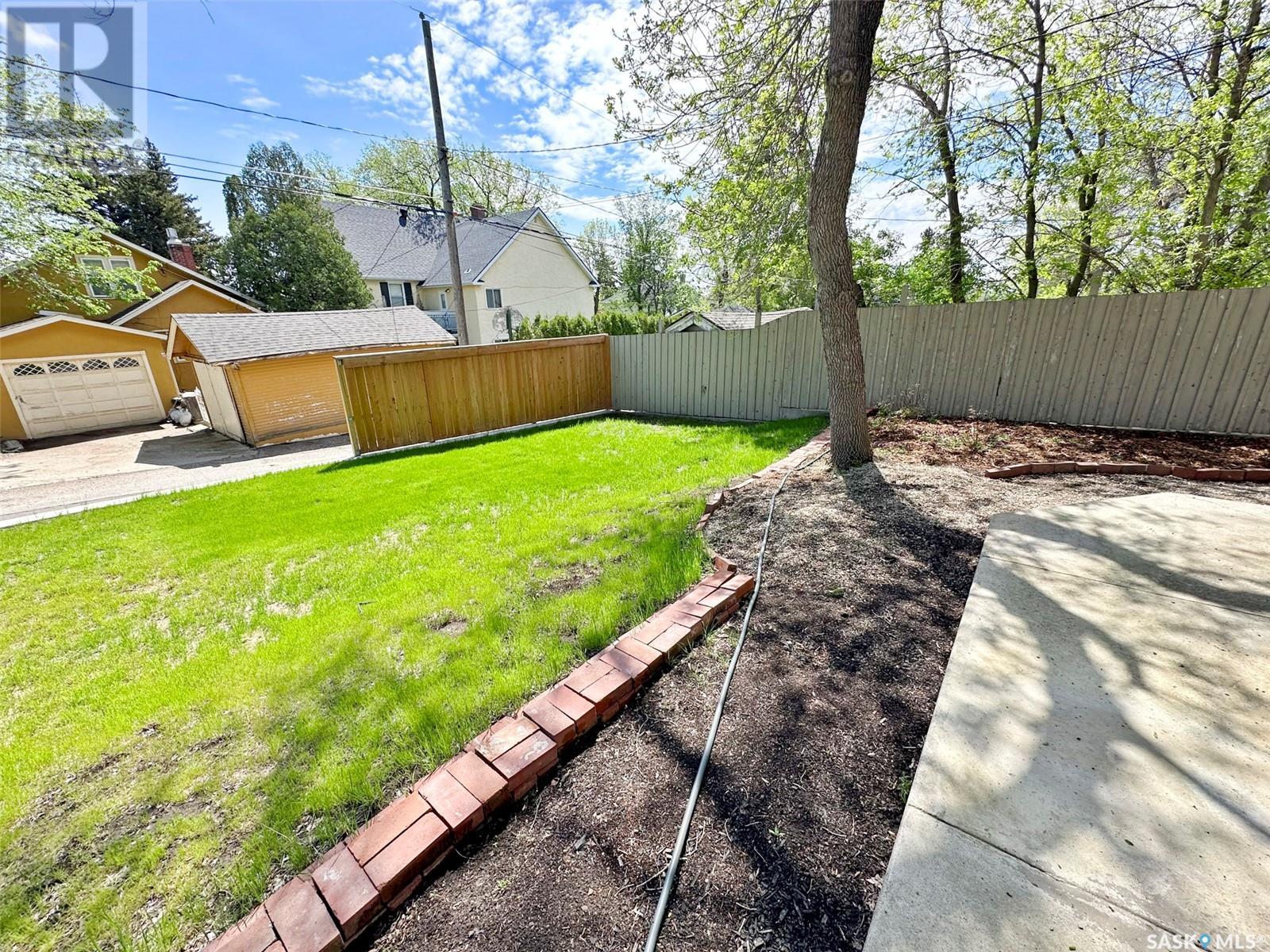 Single Family House Bungalow for Sale in  nd AVENUE NE Swift Current 