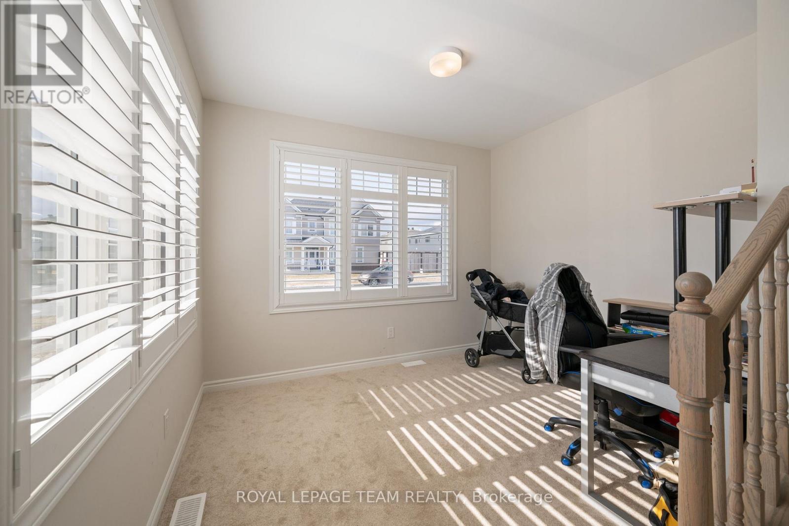 Photo 35 of 741 Derreen Avenue, Ottawa ON