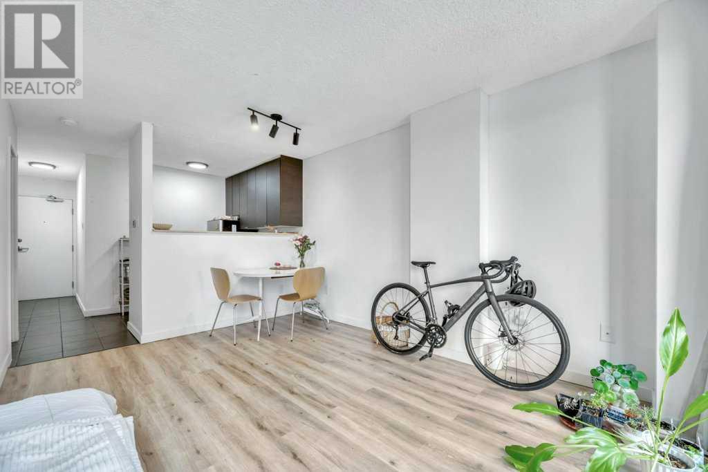 Single Family House Loft for Sale in    Avenue SW Chinatown Calgary 