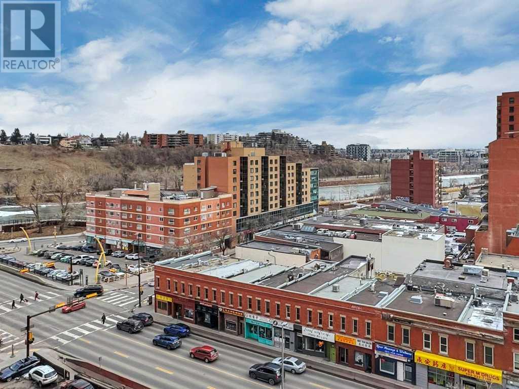 Single Family House Loft for Sale in    Avenue SW Chinatown Calgary 