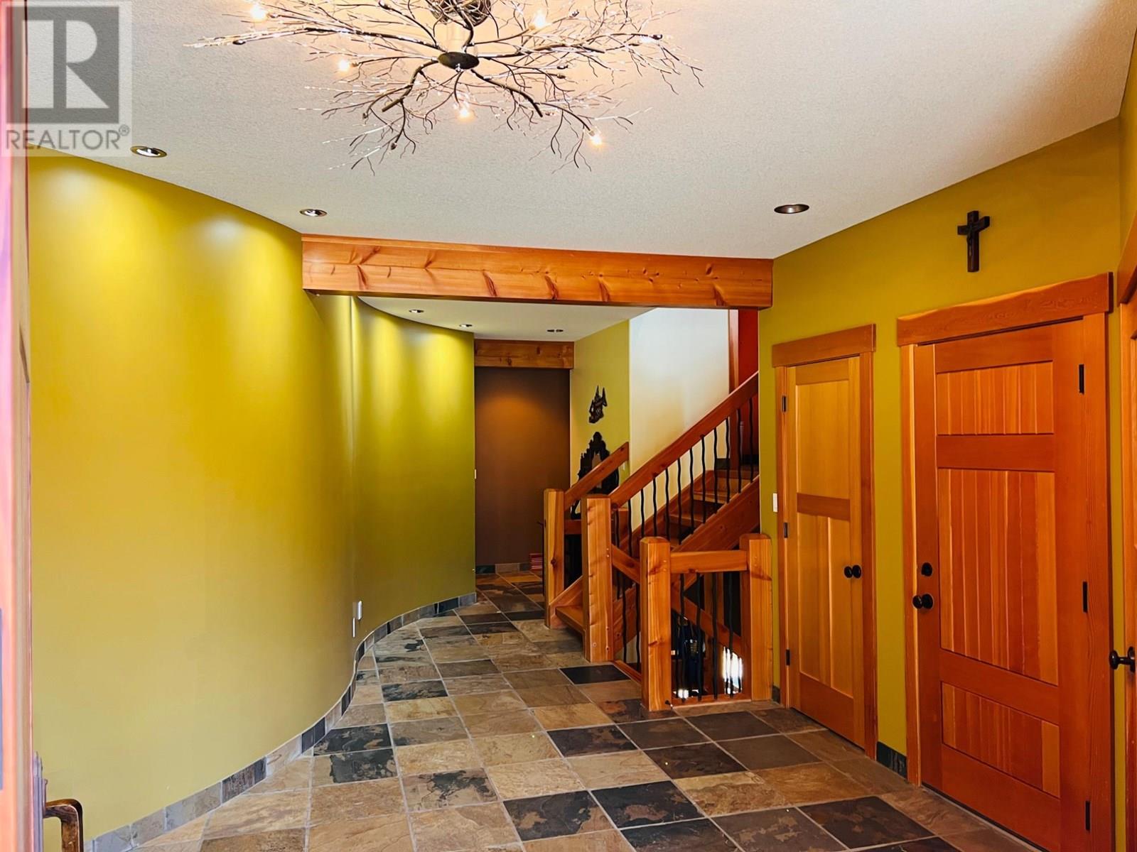 Photo 9 of 2557 Ledgerock Ridge, Invermere BC