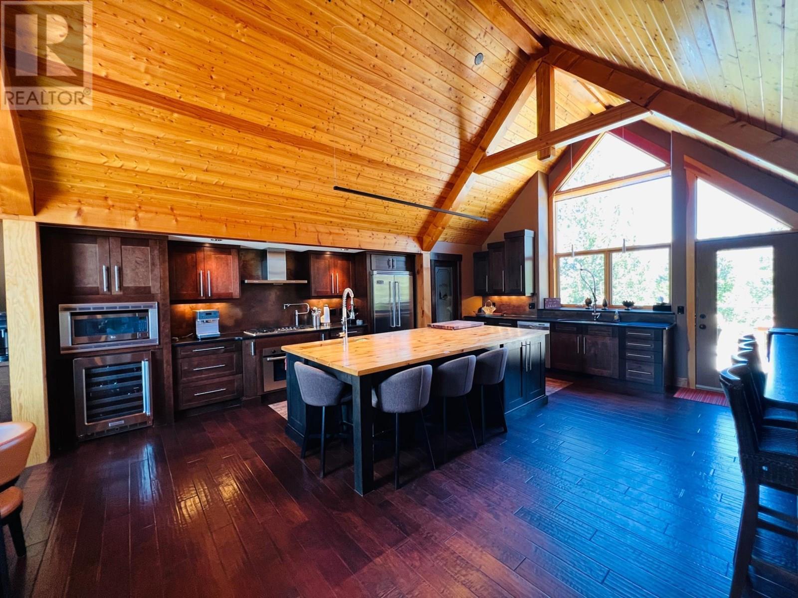 Photo 10 of 2557 Ledgerock Ridge, Invermere BC