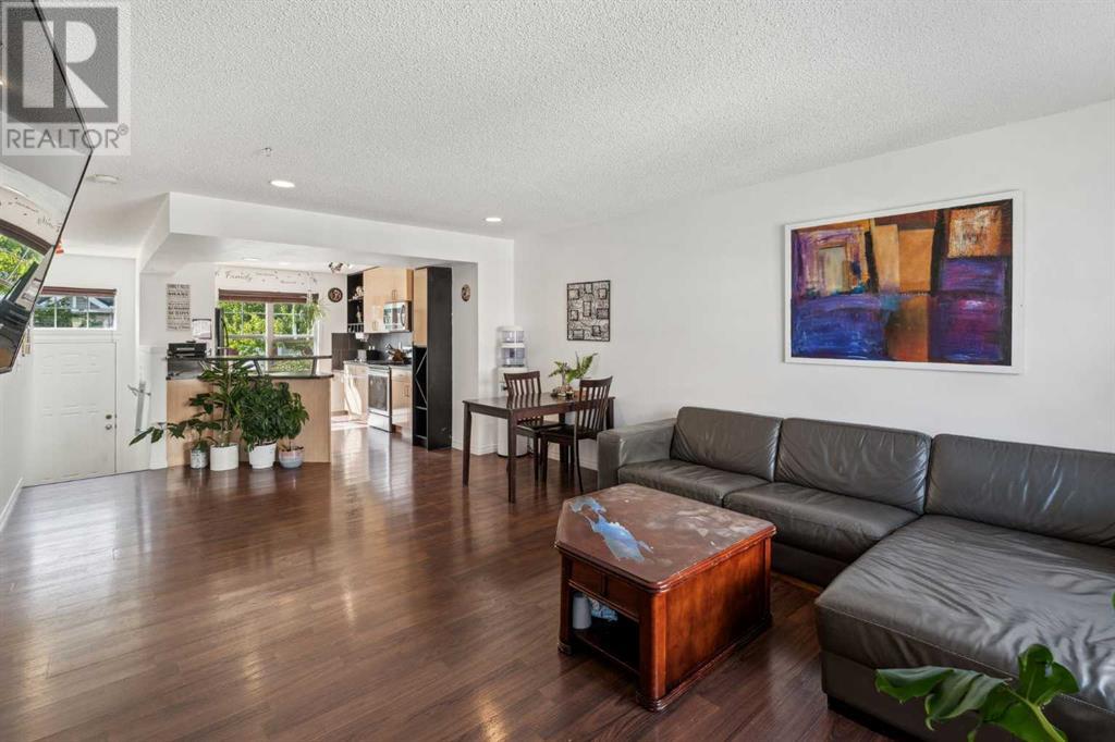Single Family House for Sale in  New Brighton Gardens SE New Brighton Calgary 