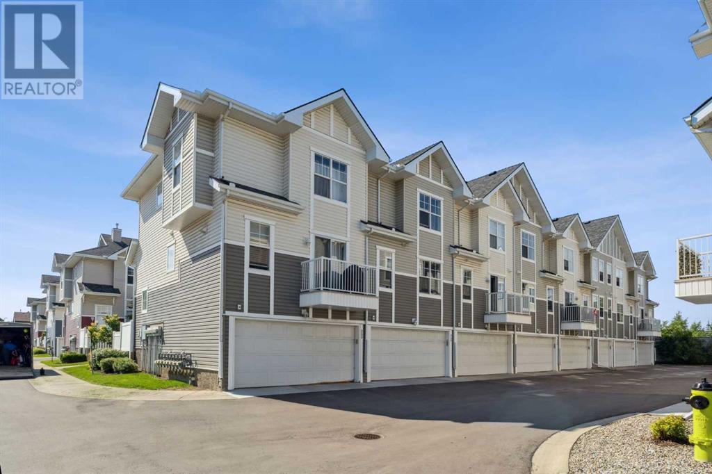 Single Family House for Sale in  New Brighton Gardens SE New Brighton Calgary 