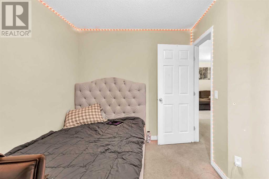 Single Family House for Sale in  covepark Rise NE Coventry Hills Calgary 
