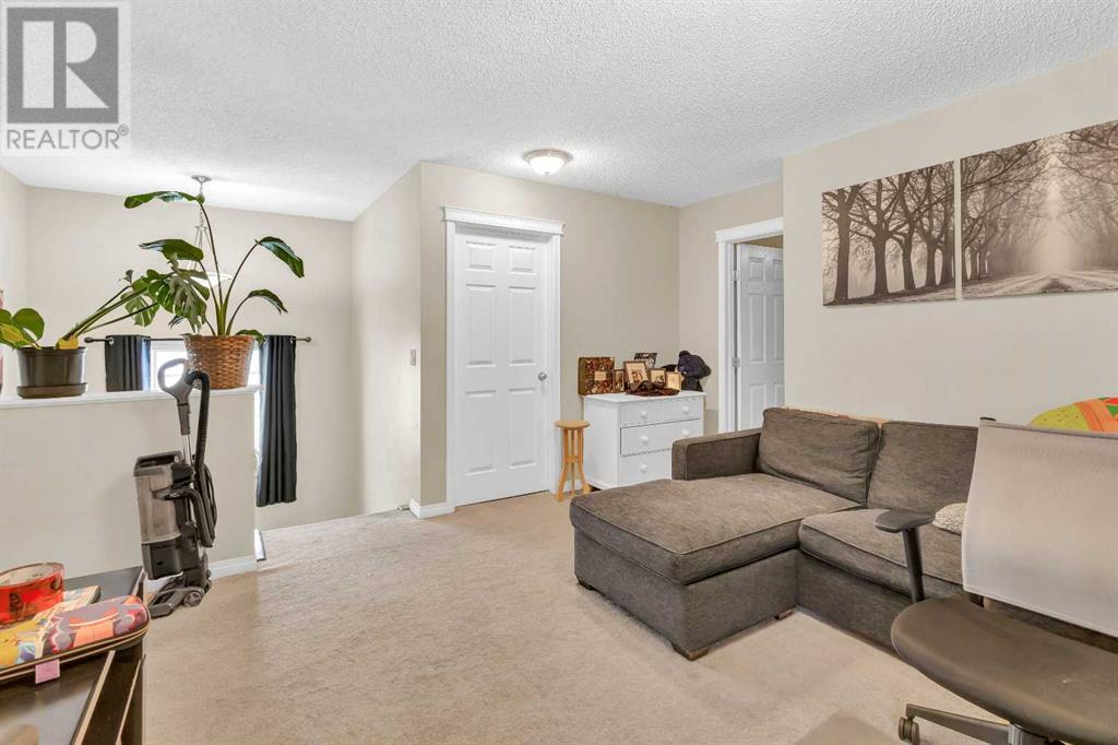 Single Family House for Sale in  covepark Rise NE Coventry Hills Calgary 