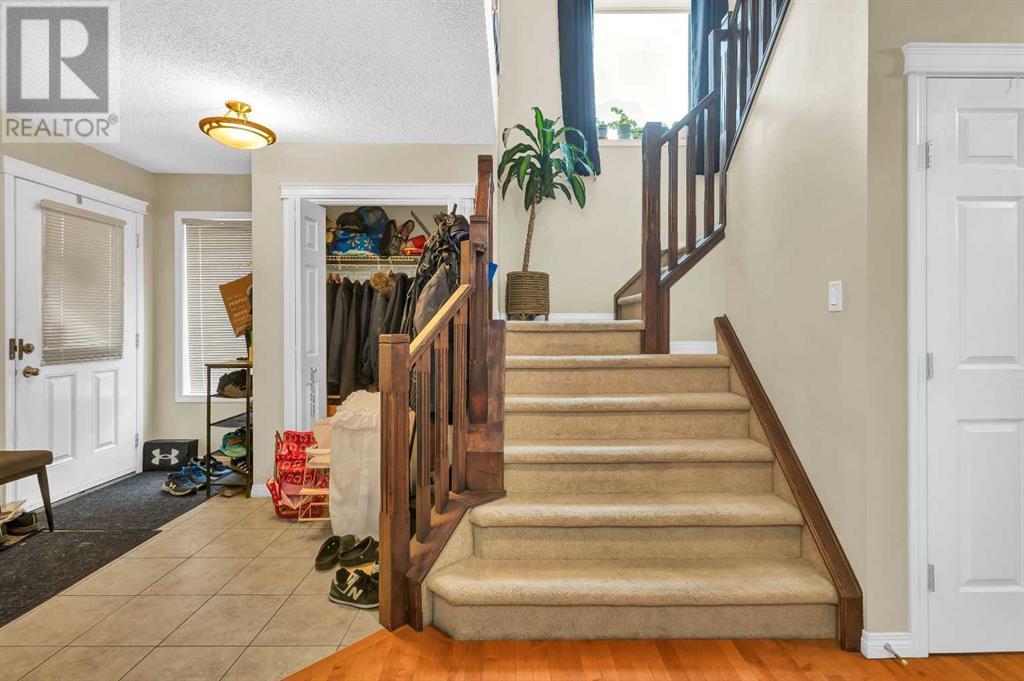 Single Family House for Sale in  covepark Rise NE Coventry Hills Calgary 