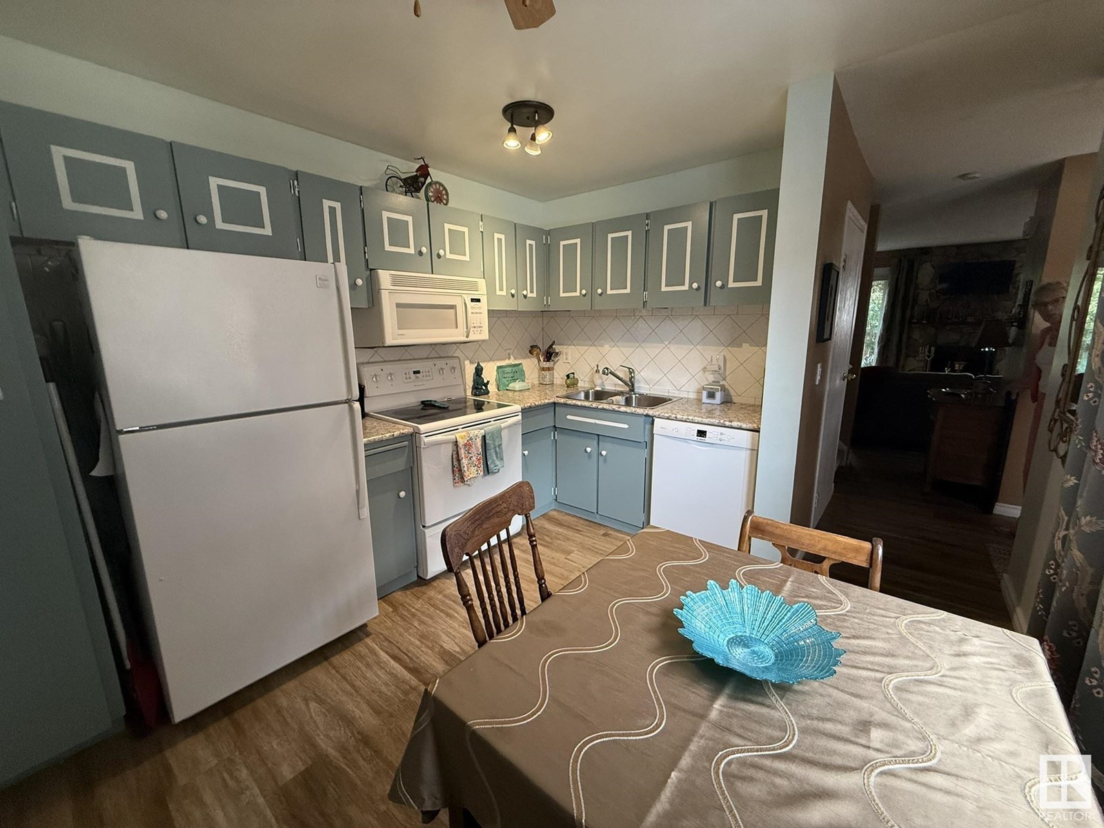 Photo 21 of 18525 66 Av Nw, Edmonton AB
