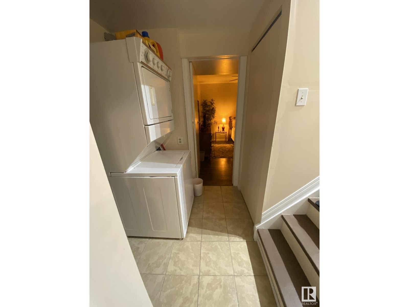 Photo 18 of 18525 66 Av Nw, Edmonton AB